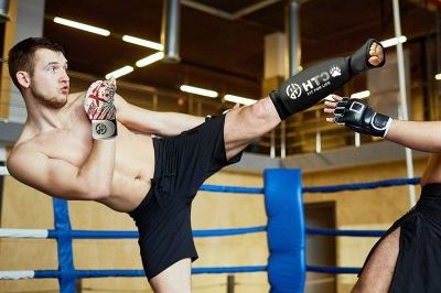 Soft and light boxing shin guards (5)