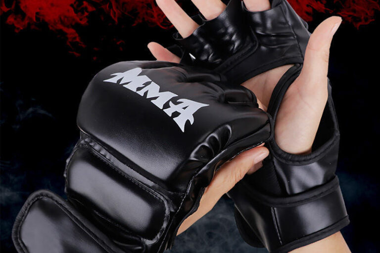 Boxing Gloves with Tiger Claws Design