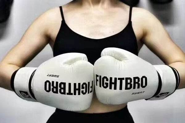 FightBro Lace Up Boxing Gloves Manufacturer for Training (5)