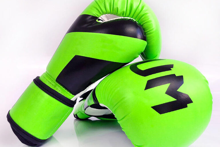 Wholesale Premium Leather Boxing Gloves for Men and Women (6) Premium Leather Boxing Gloves for Men